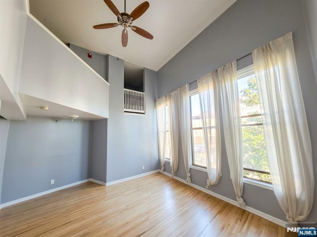 9 Park Avenue 2a Property Photo 6