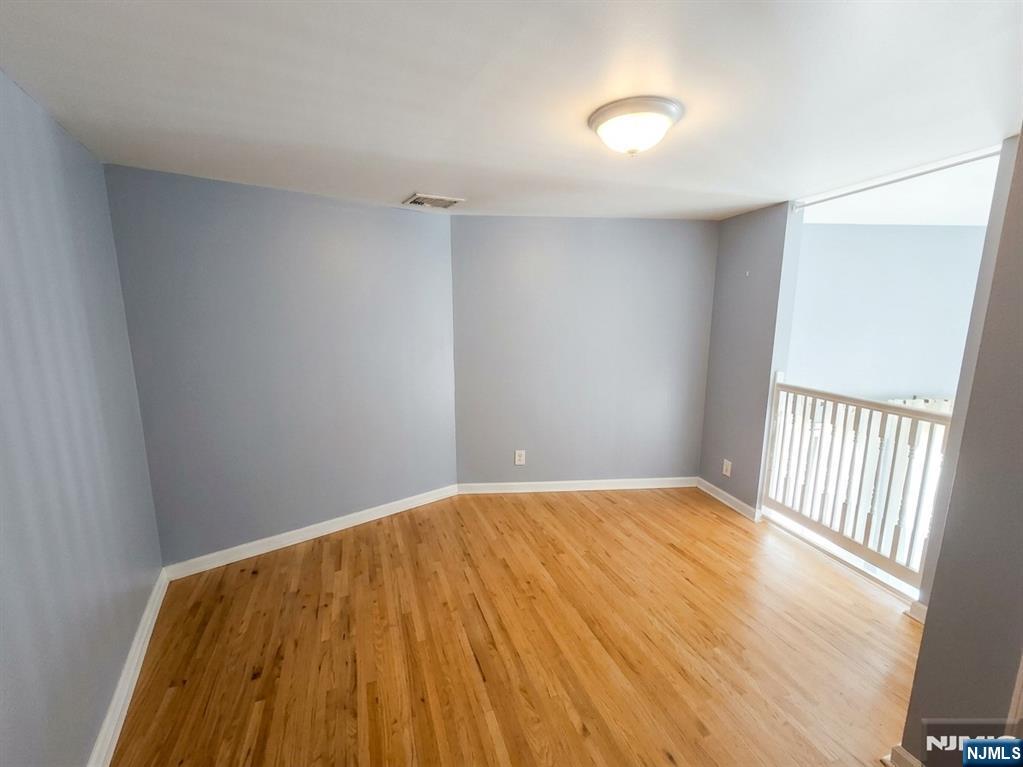9 Park Avenue 2a Property Photo 11