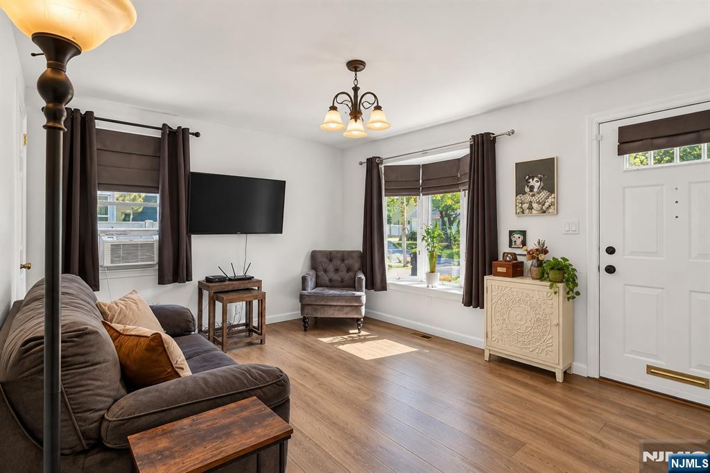 36 Park Avenue Property Photo 3