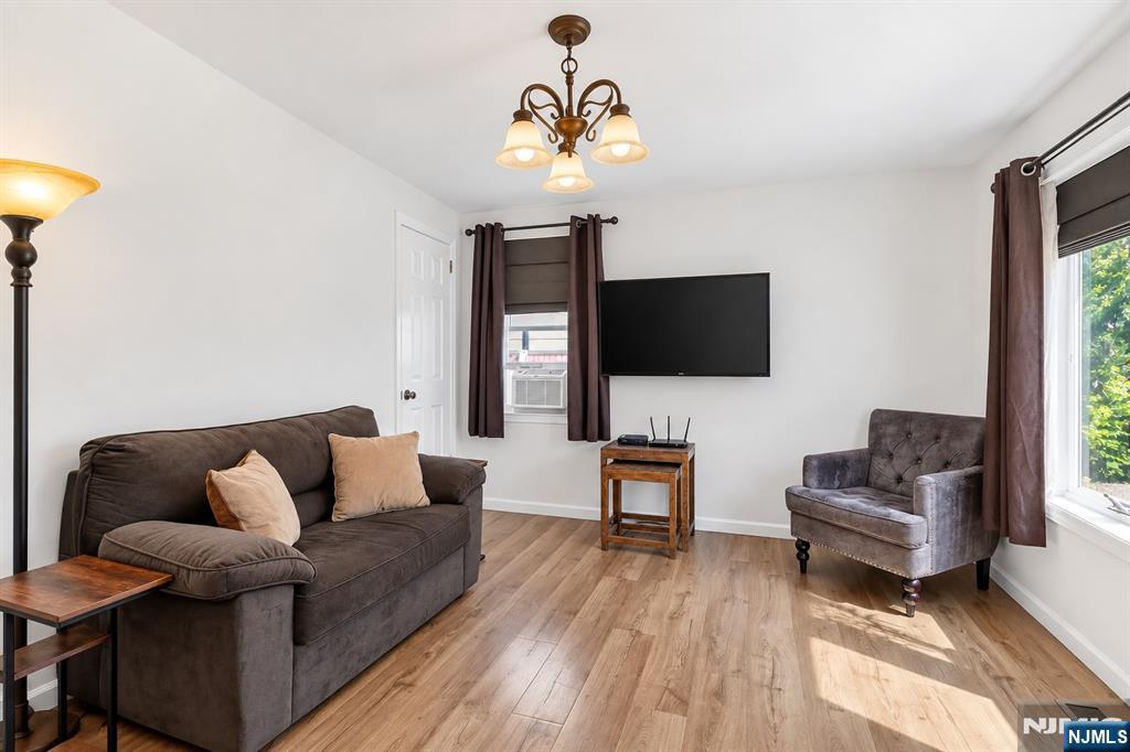 36 Park Avenue Property Photo 4