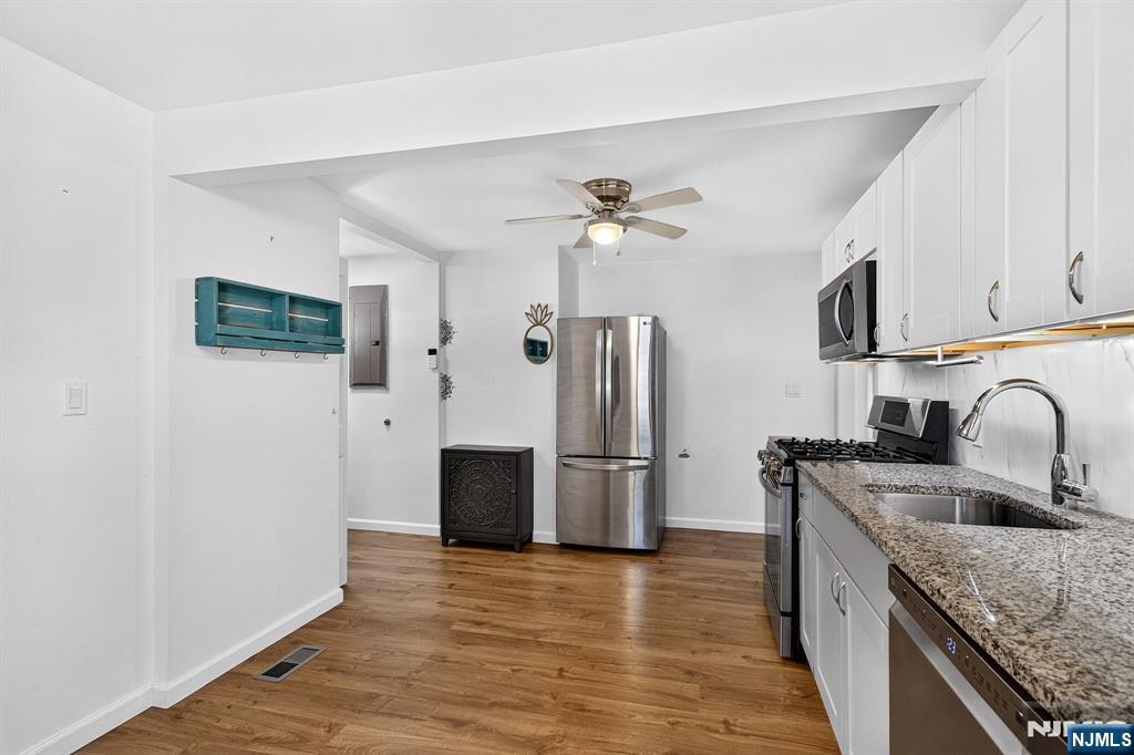 36 Park Avenue Property Photo 8
