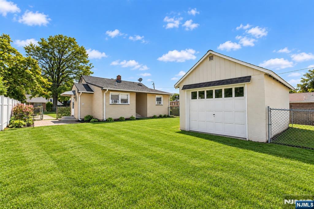36 Park Avenue Property Photo 15