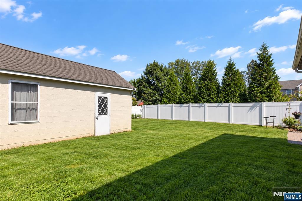 36 Park Avenue Property Photo 16