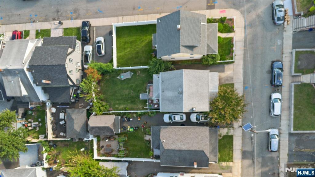4 Park Drive West Property Photo 31