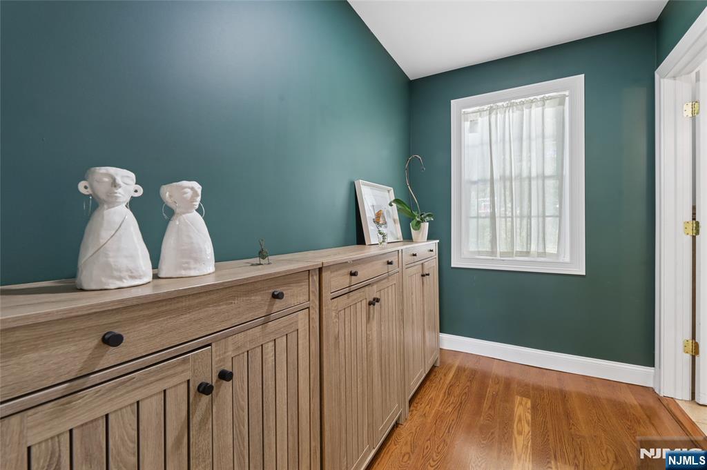 253 Clinton Avenue Property Photo 15
