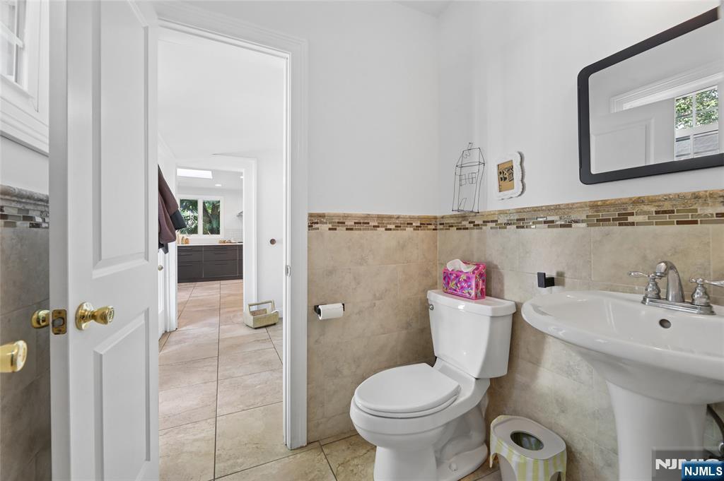 253 Clinton Avenue Property Photo 16