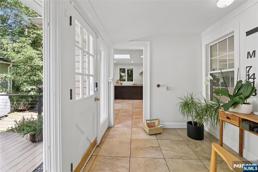 253 Clinton Avenue Property Photo 17