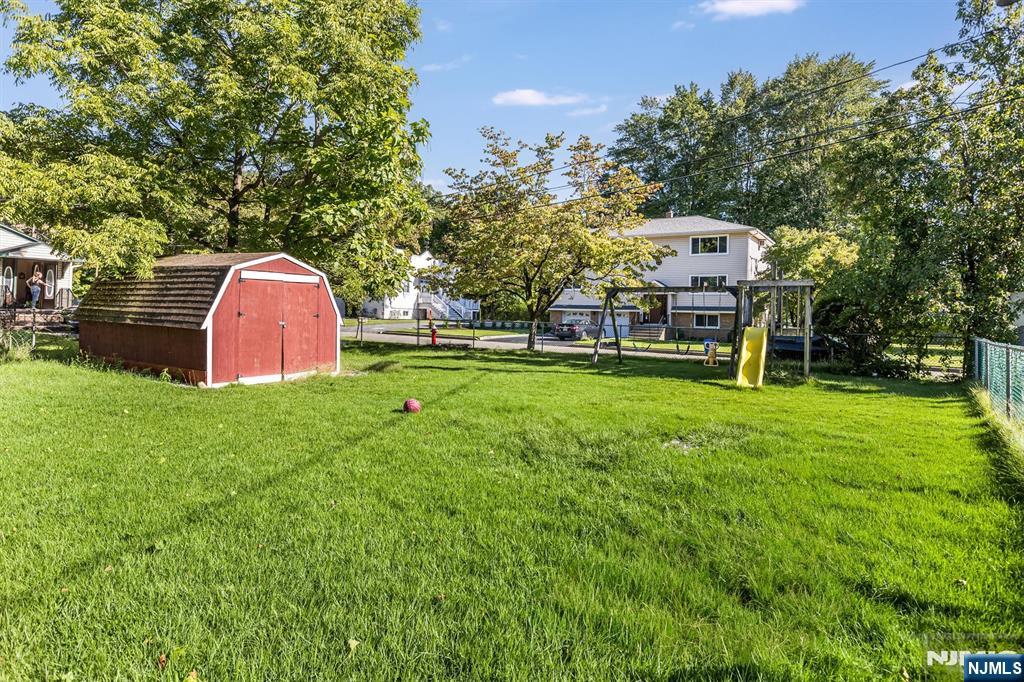 51 Ringwood Avenue Property Photo 3