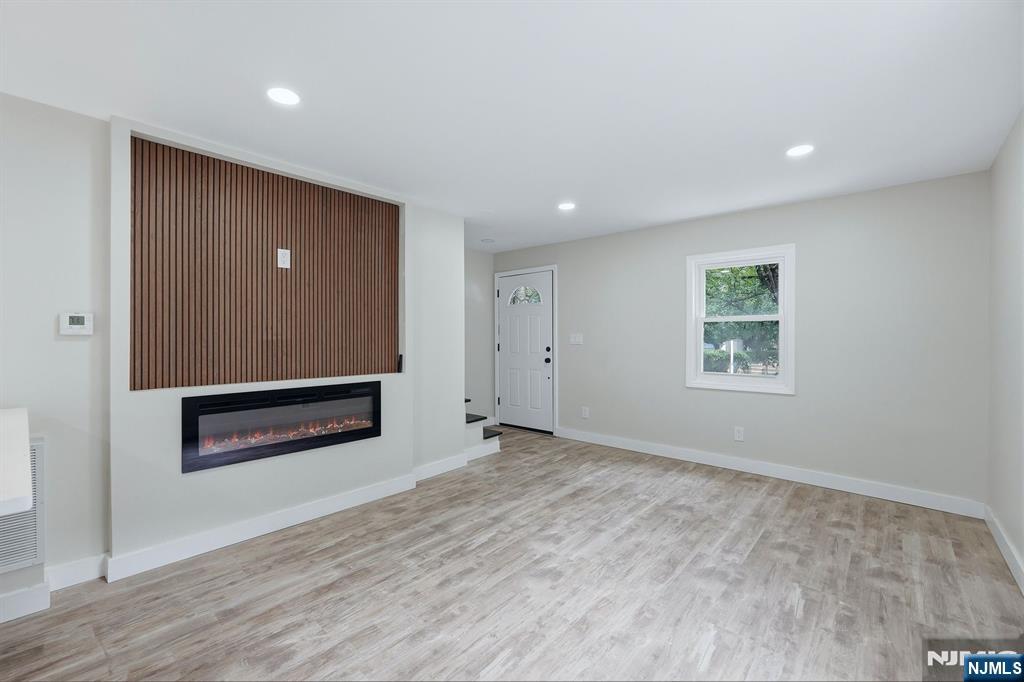 243 15th Street Property Photo 4