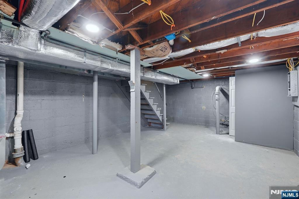 243 15th Street Property Photo 15