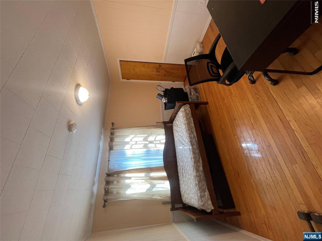 521 Olympia Avenue Property Photo 17