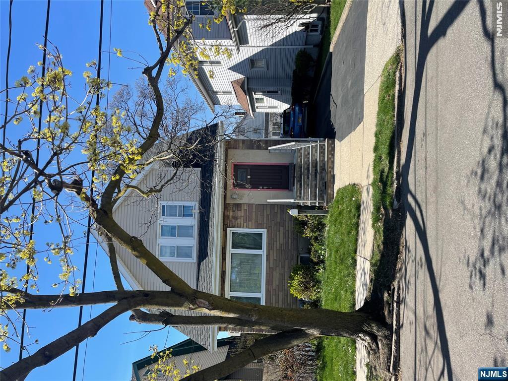 521 Olympia Avenue Property Photo 18