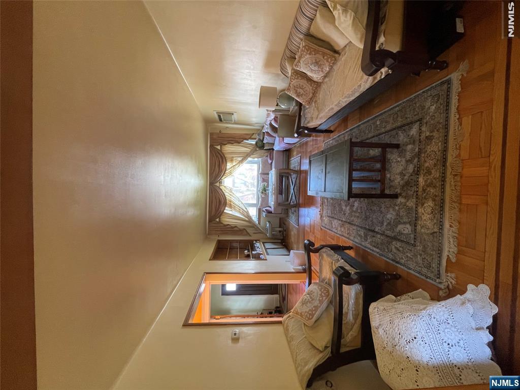 521 Olympia Avenue Property Photo 23