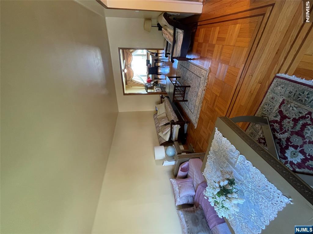 521 Olympia Avenue Property Photo 24