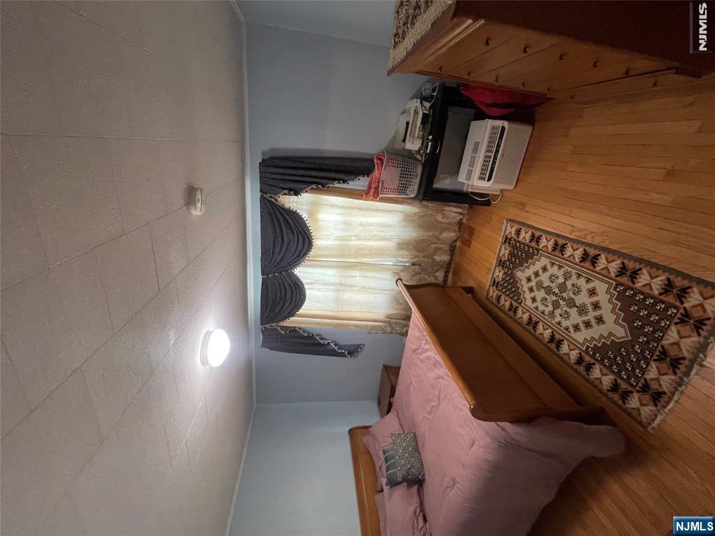 521 Olympia Avenue Property Photo 36