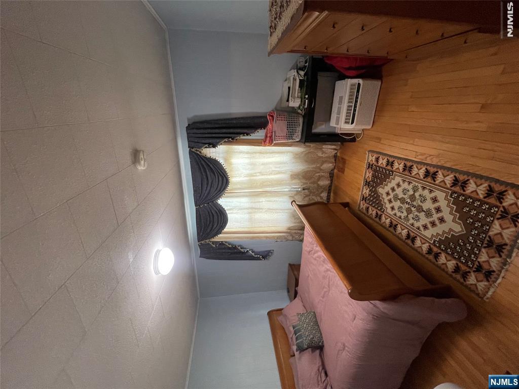 521 Olympia Avenue Property Photo 37