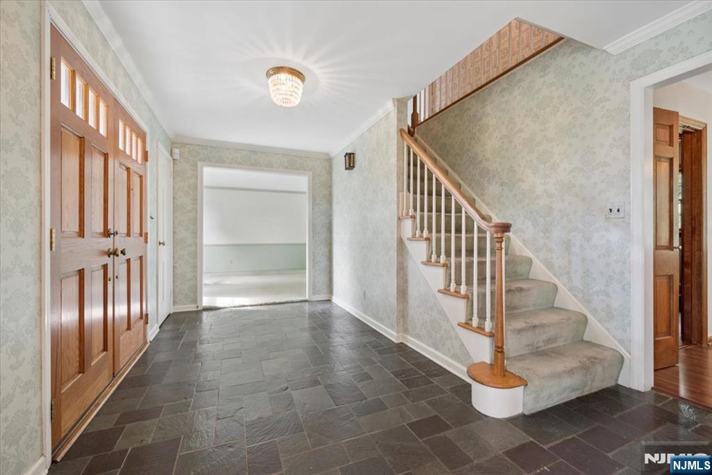 1 Ellyn Court Property Photo 4