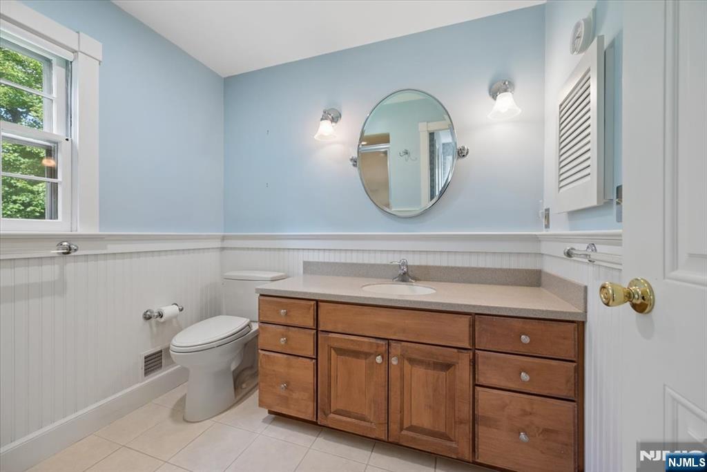 1 Ellyn Court Property Photo 25