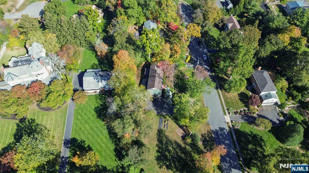 1 Ellyn Court Property Photo 37