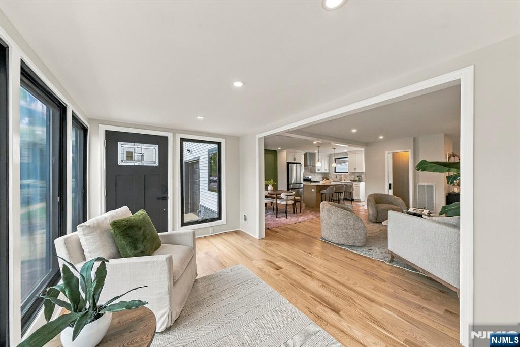 99 Park Avenue Property Photo 11