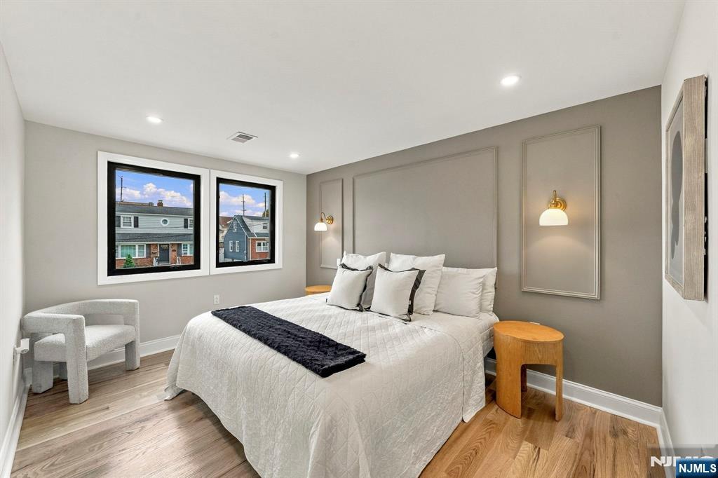 99 Park Avenue Property Photo 14