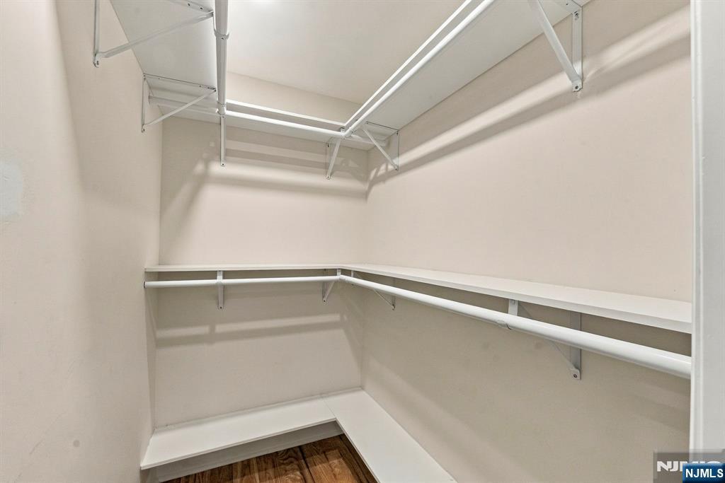 99 Park Avenue Property Photo 16