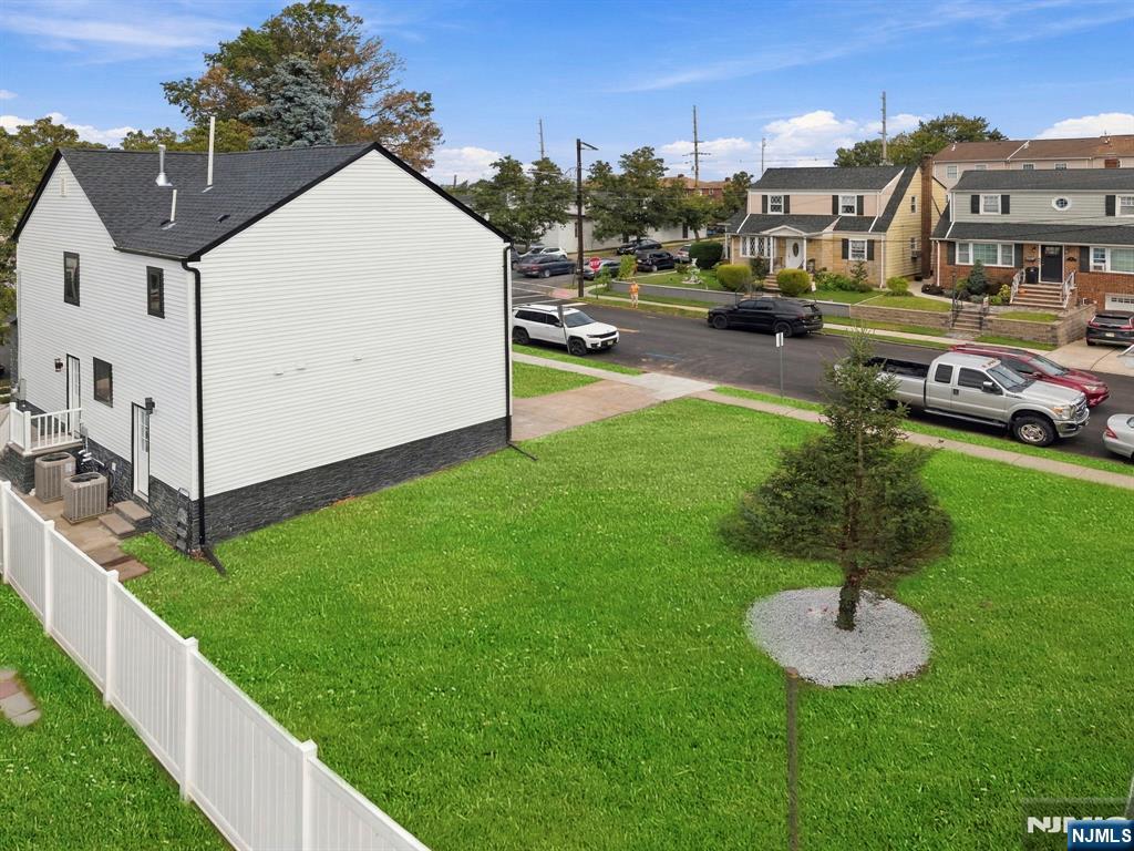 99 Park Avenue Property Photo 29