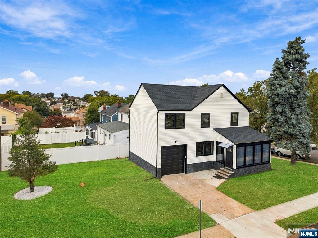 99 Park Avenue Property Photo 30