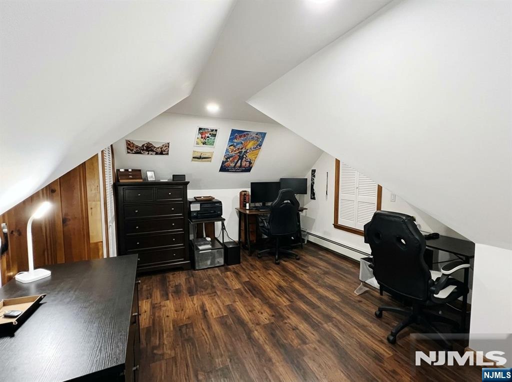 435 Washington Street 2nd Floor Property Photo 11