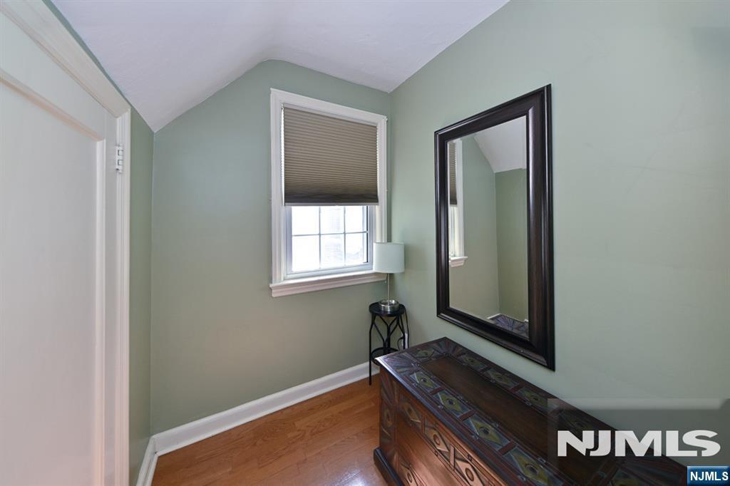 137 E Magnolia Avenue Property Photo 11
