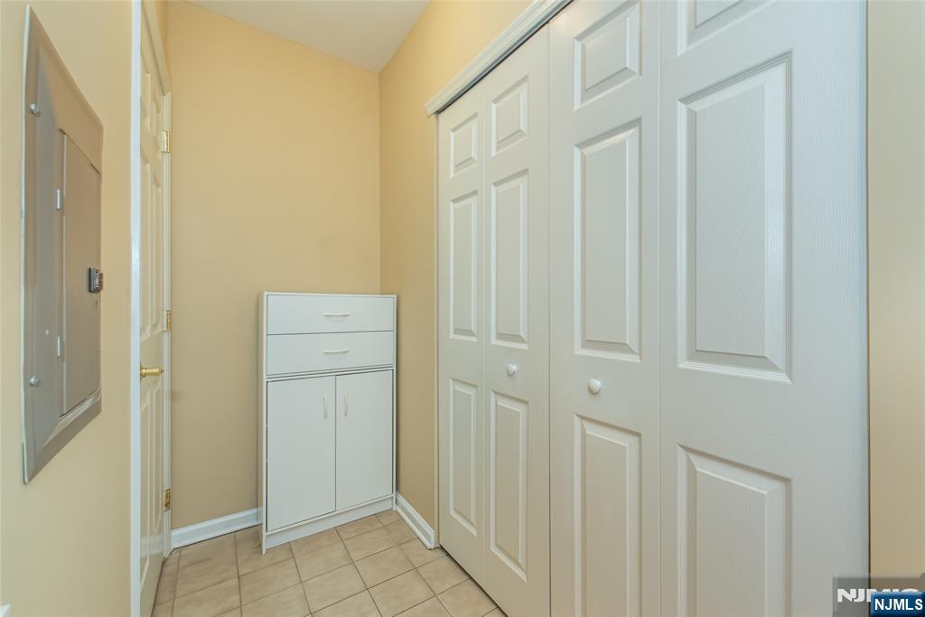 1115 Hamilton Drive Property Photo 11
