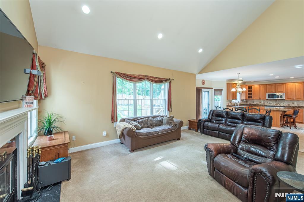 4 Hunter Drive Property Photo 15