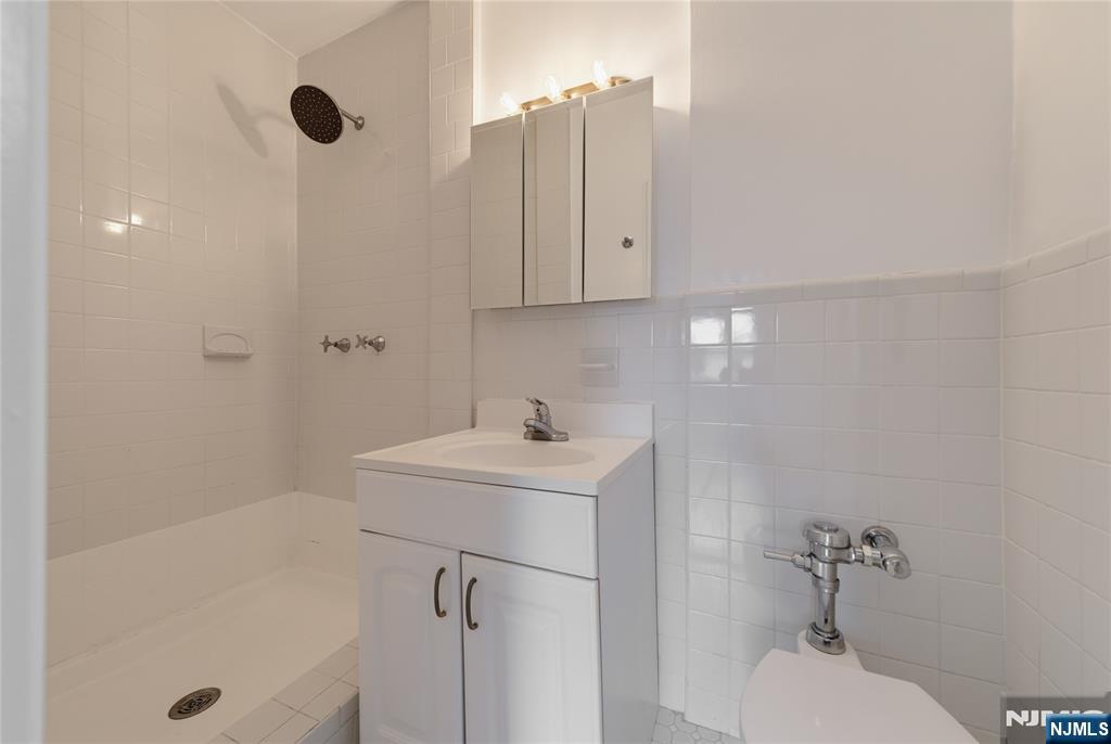 81 Chester Place K2c Property Photo 13