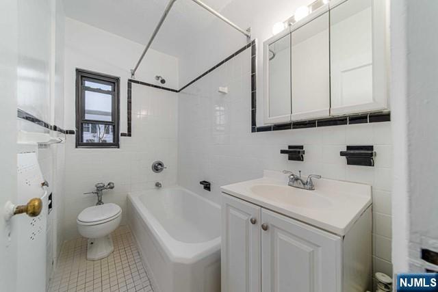 90 Tracey Place F-2-t Property Photo 22