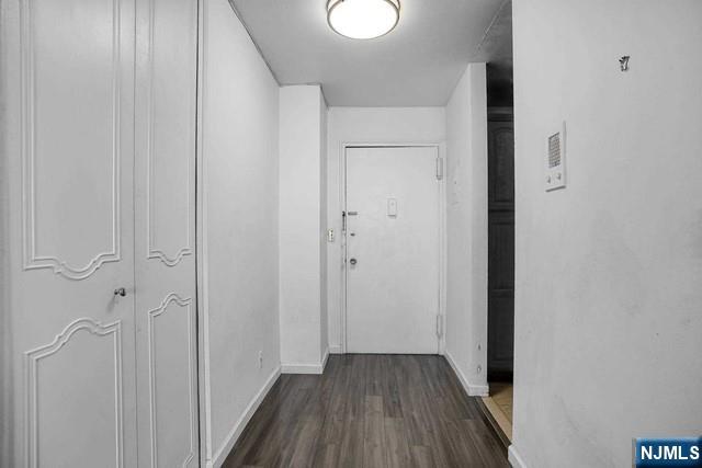 2100 Linwood Avenue 15p Property Photo 4