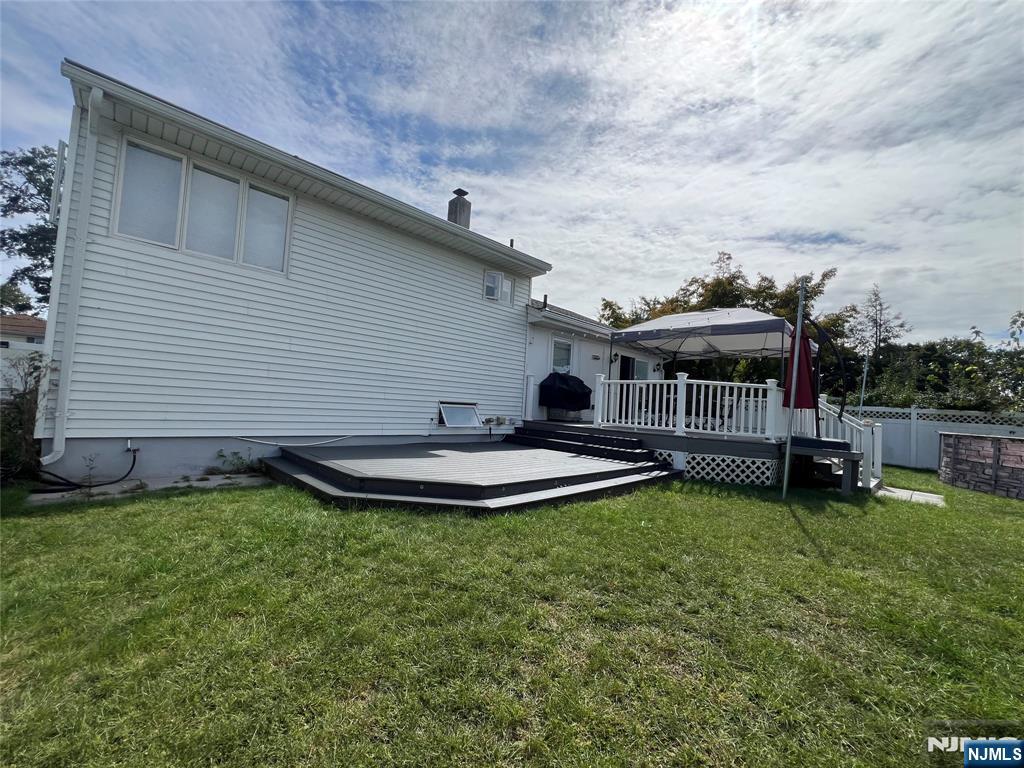 58 Harding Avenue Property Photo 9