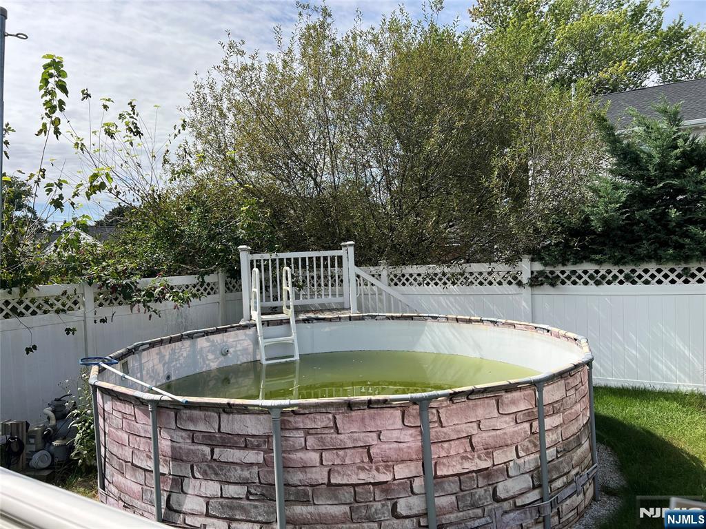58 Harding Avenue Property Photo 12