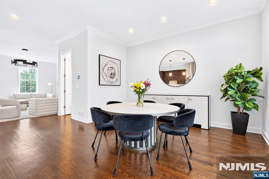 18 Parkside Lane Property Photo 6