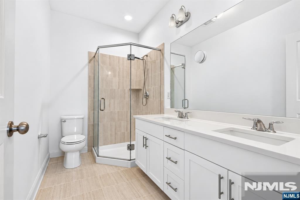 18 Parkside Lane Property Photo 16