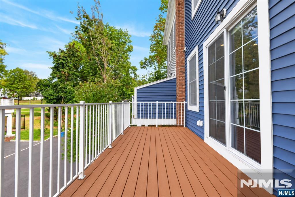 18 Parkside Lane Property Photo 22