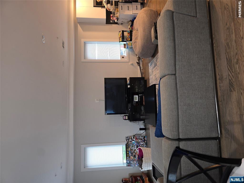 21 Summit Street Property Photo 15