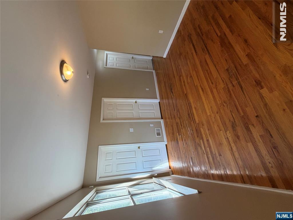 389 21st Street Property Photo 22