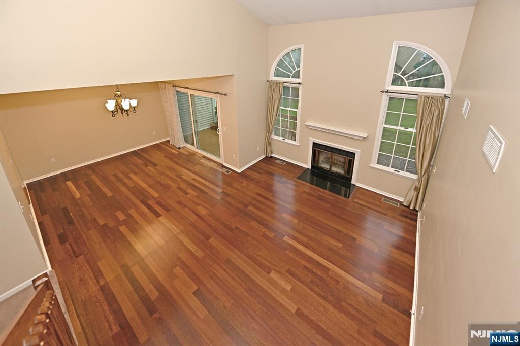 6 Erin Way 404 Property Photo 14