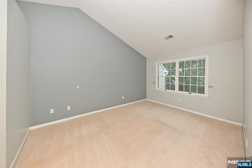 6 Erin Way 404 Property Photo 18