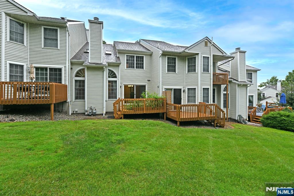 6 Erin Way 404 Property Photo 28