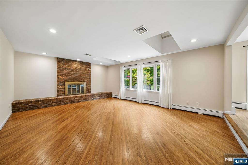 5 Fairfield Court Property Photo 6