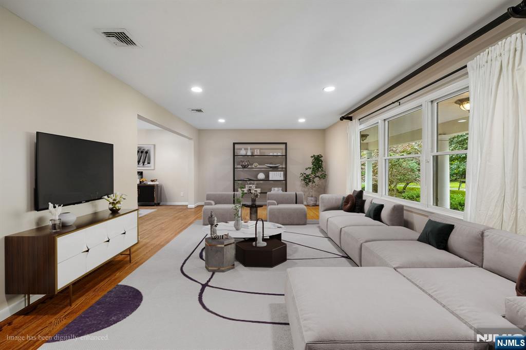 5 Fairfield Court Property Photo 7