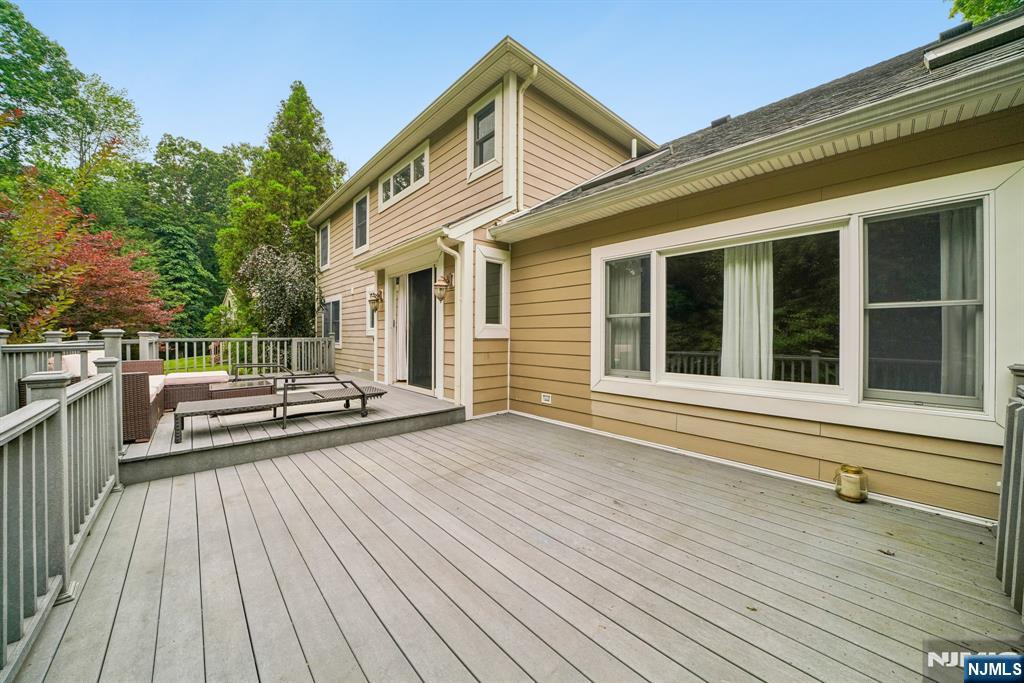 5 Fairfield Court Property Photo 16