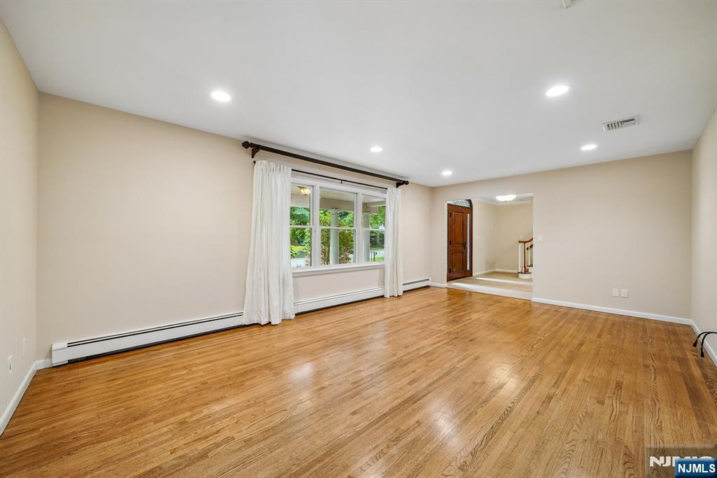 5 Fairfield Court Property Photo 33