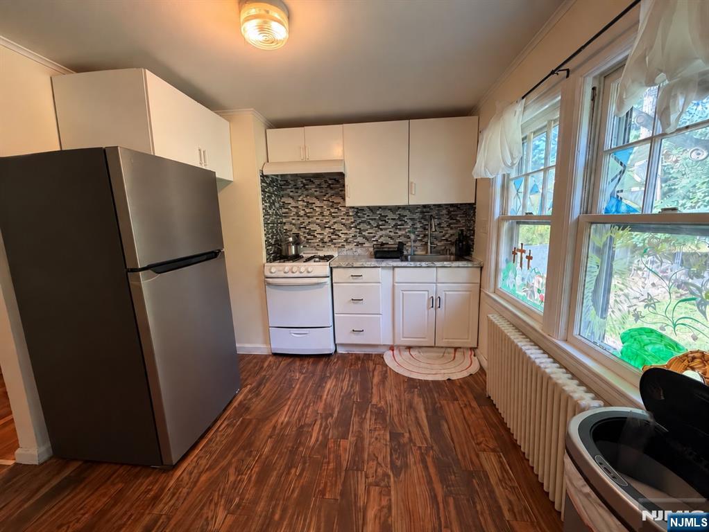 218 Brown Avenue Property Photo 3